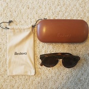 Illesteva Leonard Sunglasses